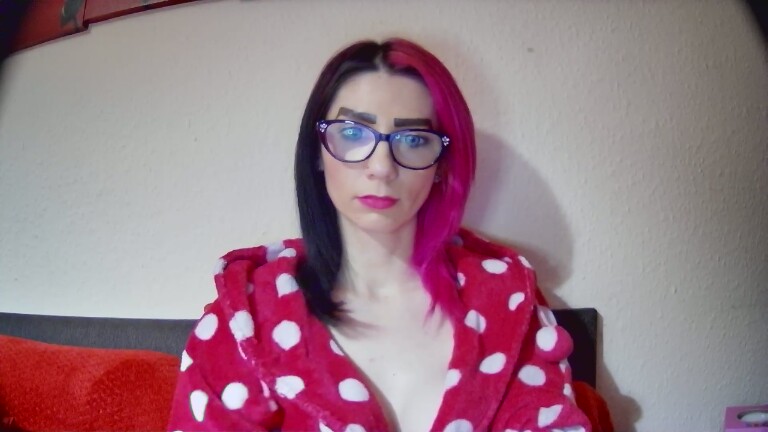 HotFlirtyMaya's Streamate show and profile