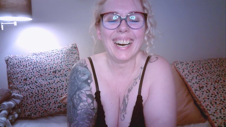 OrlaFox's Streamate show and profile
