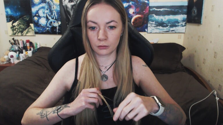 BringingLuck's Streamate show and profile