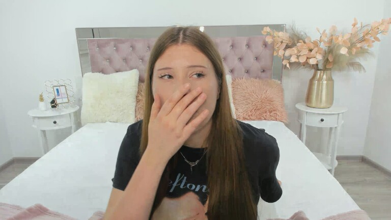 LollaDolla's Streamate show and profile