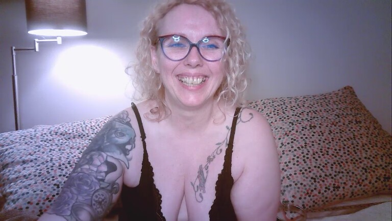 OrlaFox's Streamate show and profile