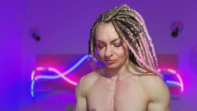 EshleyAlwaysFit's Streamate show and profile