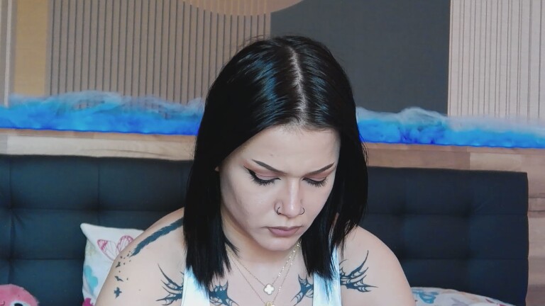 AYSHAAH's Streamate show and profile