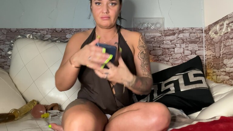 FitnesMilfy's Streamate show and profile