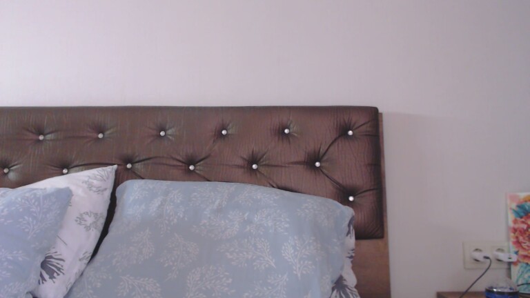 The_Liya's Streamate show and profile