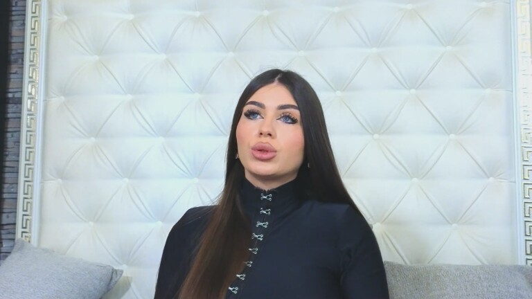 RoseVanessa's Streamate show and profile